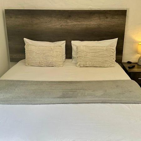 City Living Apartment 119 - Washer, 4K Tv, Fast Wifi, & Sunny Balcony Johannesburg Eksteriør bilde