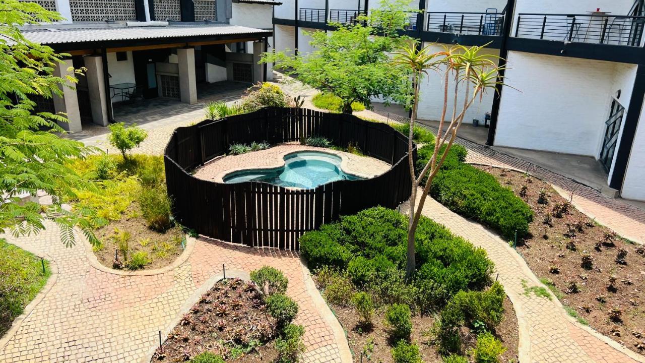 City Living Apartment 119 - Washer, 4K Tv, Fast Wifi, & Sunny Balcony Johannesburg Eksteriør bilde