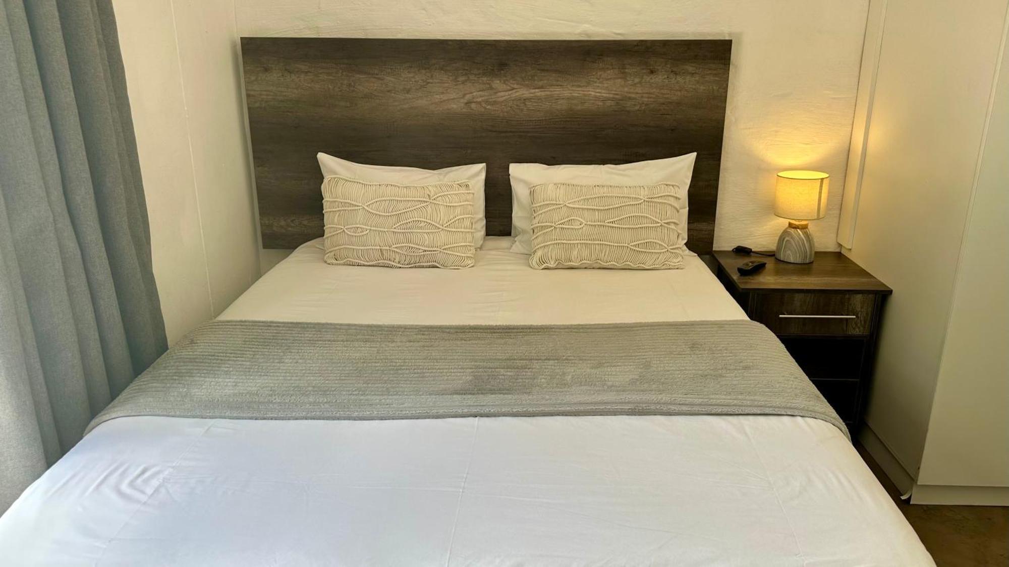 City Living Apartment 119 - Washer, 4K Tv, Fast Wifi, & Sunny Balcony Johannesburg Eksteriør bilde
