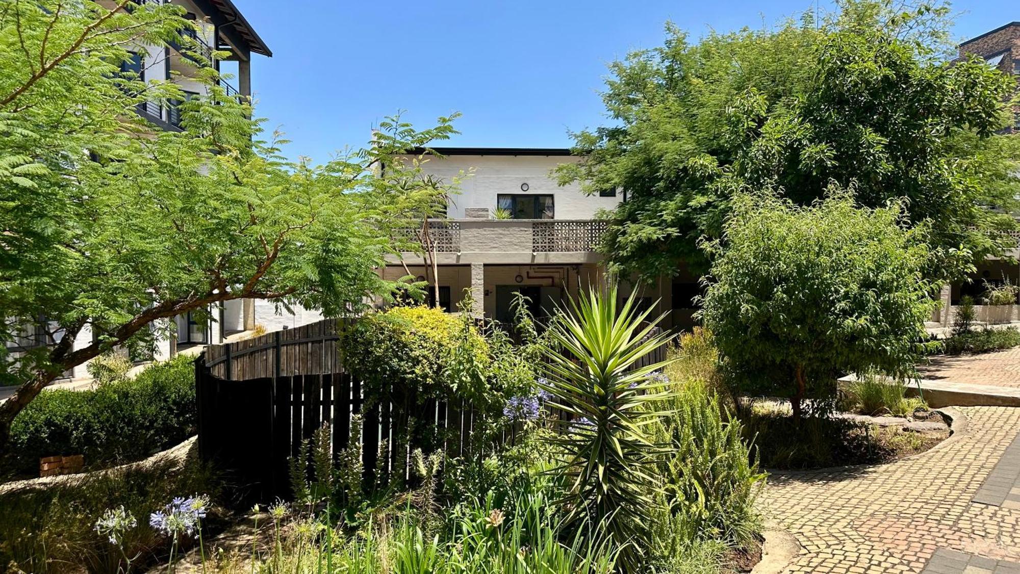 City Living Apartment 119 - Washer, 4K Tv, Fast Wifi, & Sunny Balcony Johannesburg Eksteriør bilde